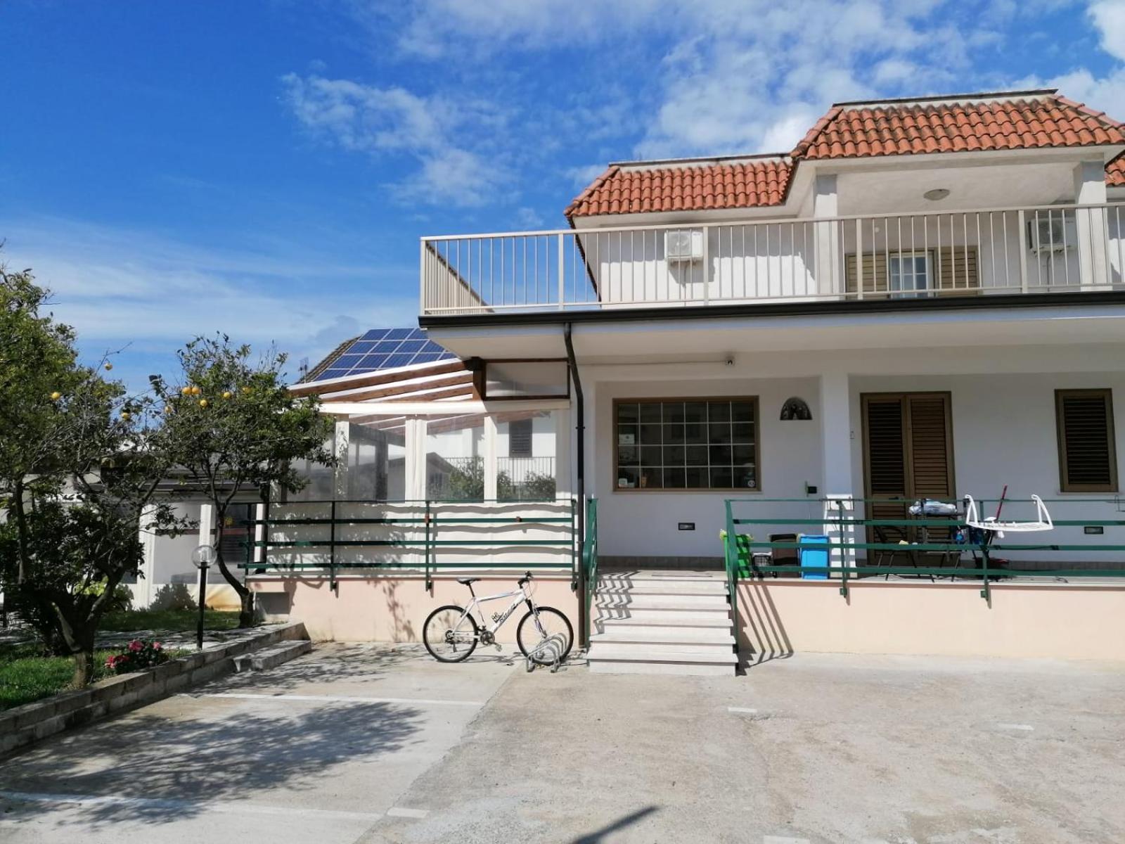 Monolocale Tirreno studio seafront Formia Esterno foto