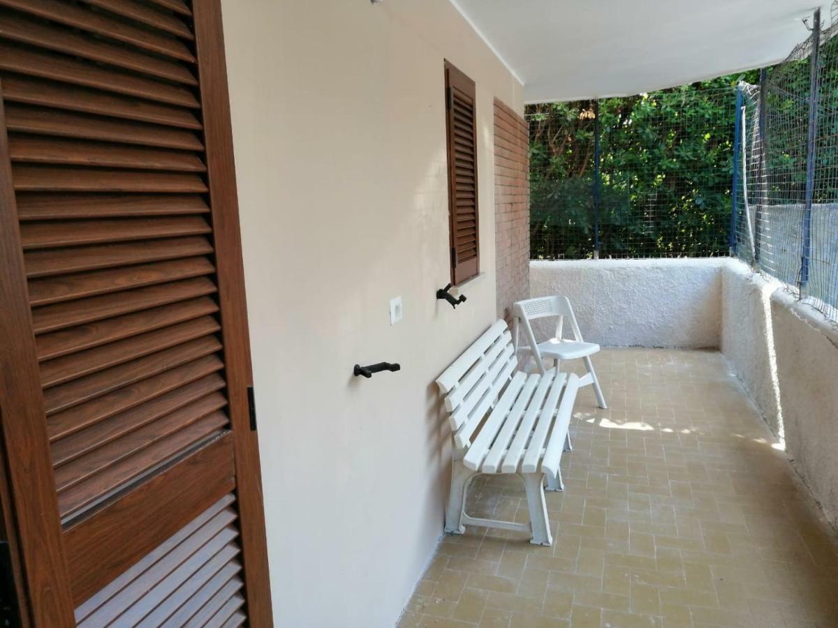 Monolocale Tirreno studio seafront Formia Esterno foto